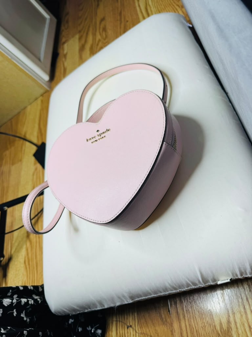 Kate Spade Heart Shack Heart Shape Crossbody Bag - Picture 2 of 16